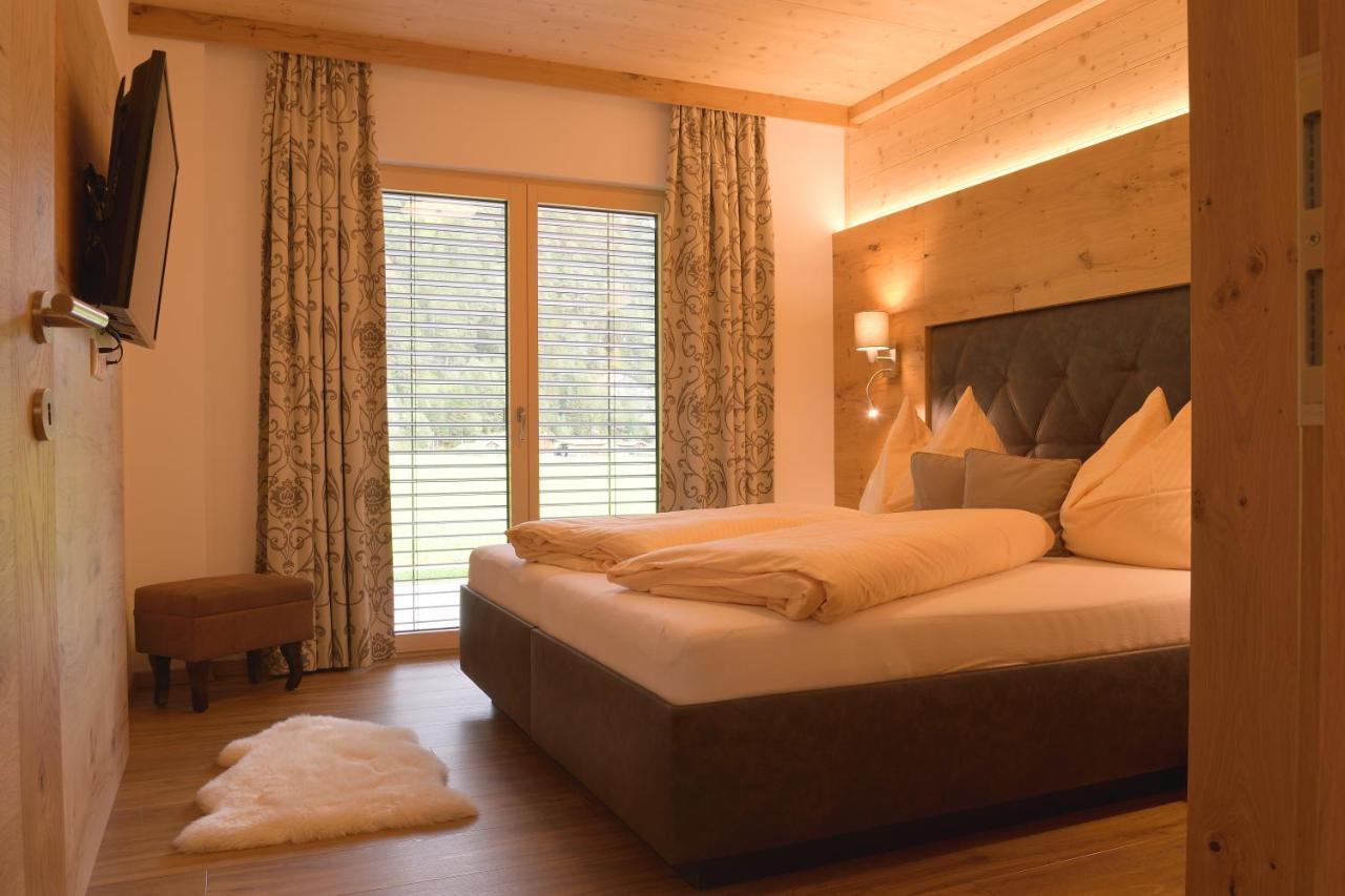 Villa Alpin Holzgau Bagian luar foto