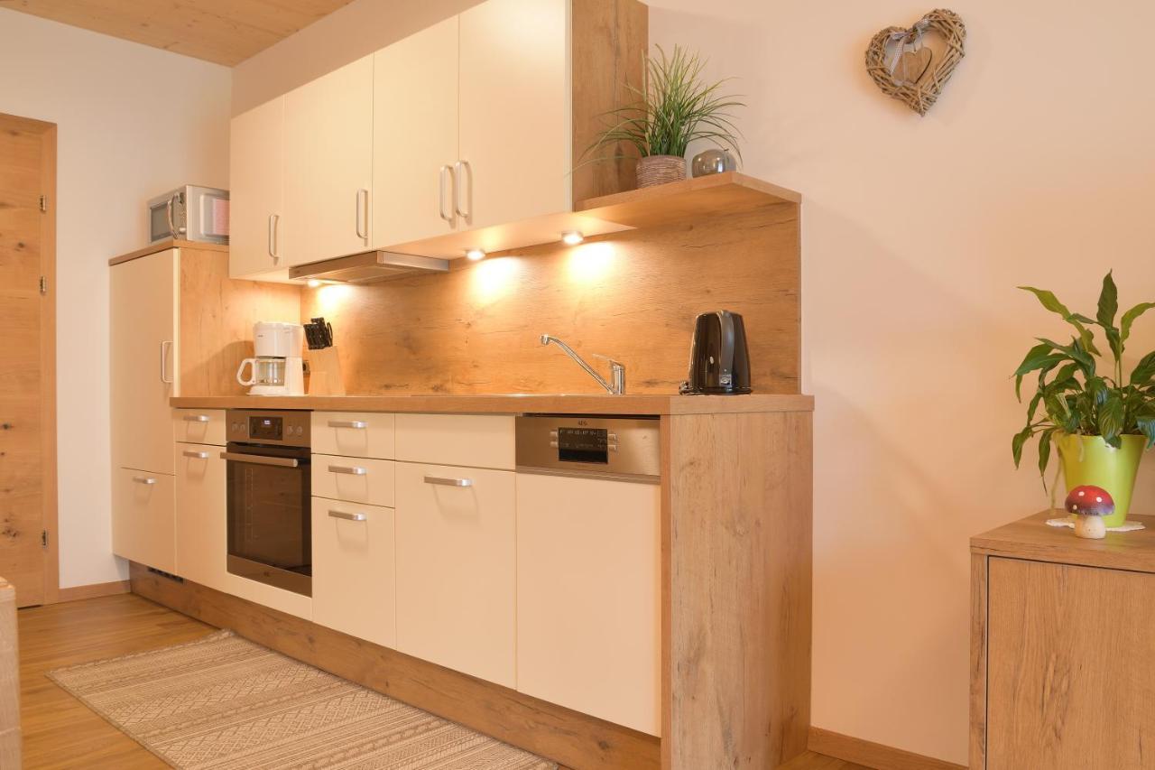 Villa Alpin Holzgau Bagian luar foto