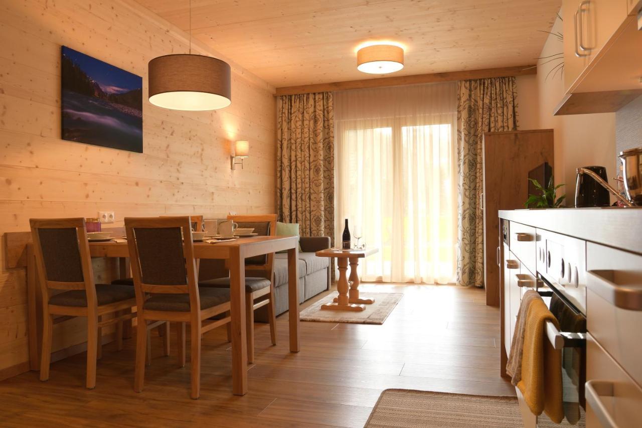 Villa Alpin Holzgau Bagian luar foto